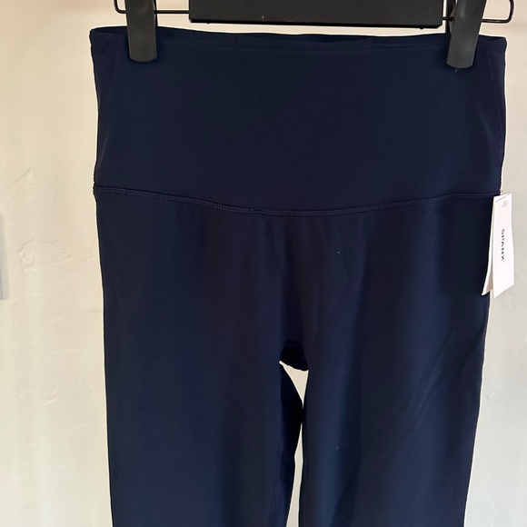 SPANX BE MICRO NAVY FLARE PANT - Picture 2 of 5